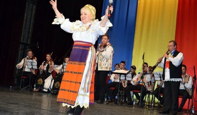 Artiști de seamă cântă la Reghin, de Ziua Unirii Principatelor