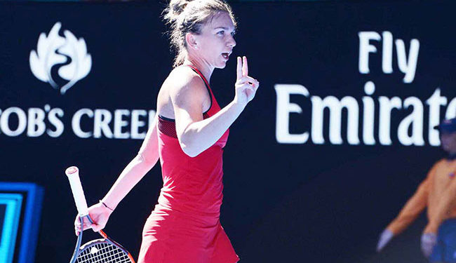 VICTORIE LEJERĂ ÎN MECIUL CU BOUCHARD ȘI CALIFICARE FĂRĂ EMOȚII PENTRU HALEP