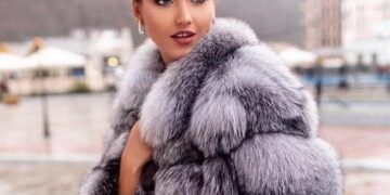 Cum să porți o haină de blană în stil casual și să arăți fabulos